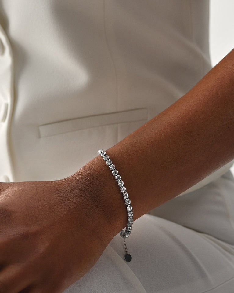 A polished stainless steel chain in silver from Waldor & Co. One size. The model is Tennis Chain Polished